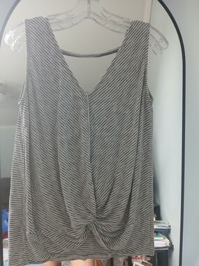 Daytrip Gray and White Striped V-Neck Twist-Front Tank